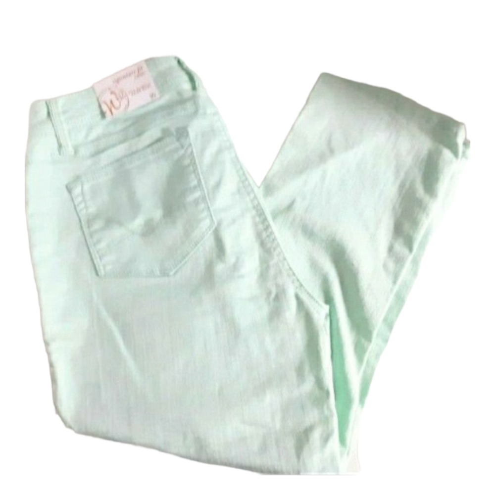 Womens sz 10 mint green Westport Capri  pants Nwtgs
